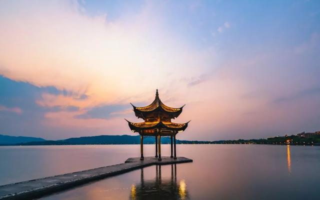 王勃的诗有哪些，李白的唐诗有哪些（他的这些诗也很有名）