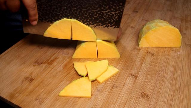 软糯香甜的南瓜做法，南瓜不要再煮粥了