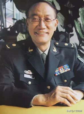 赵霖教授简介(赵霖教授是原卫生部副部长吗)