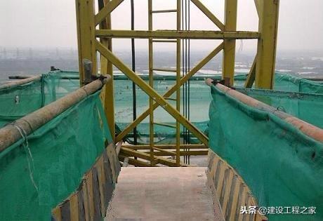 脚手架扫地杆设置要求，脚手架扫地杆设置要求有哪些（脚手架施工的48条安全标准）