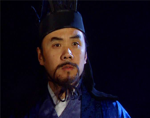 关羽的资料和故事，关羽的故事和内容（正史上的关羽：出身富贵）