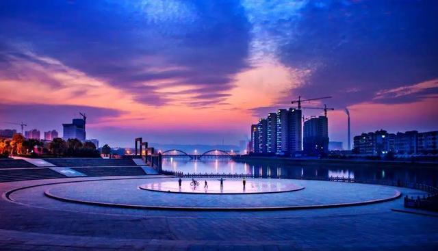 仰天湖大草原游玩攻略，仰天湖大草原攻略有哪些（雾霾小东江、壮阔高椅岭）