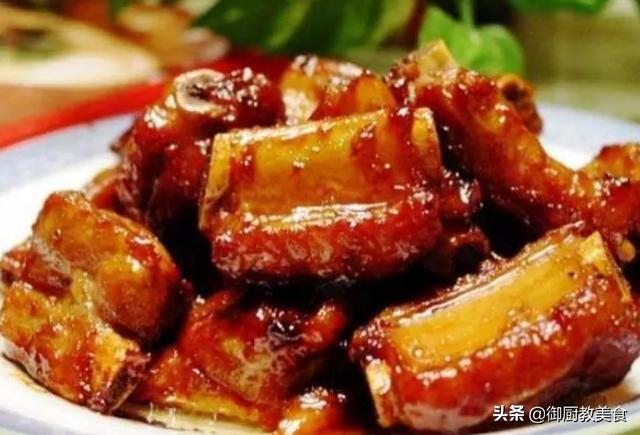 正确的给排骨焯水的方法，难怪排骨又老又柴