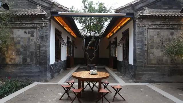 cf寂静村怎么上房，cf寂静村怎么跳上高台（这座晚清废屋变成中式豪宅）