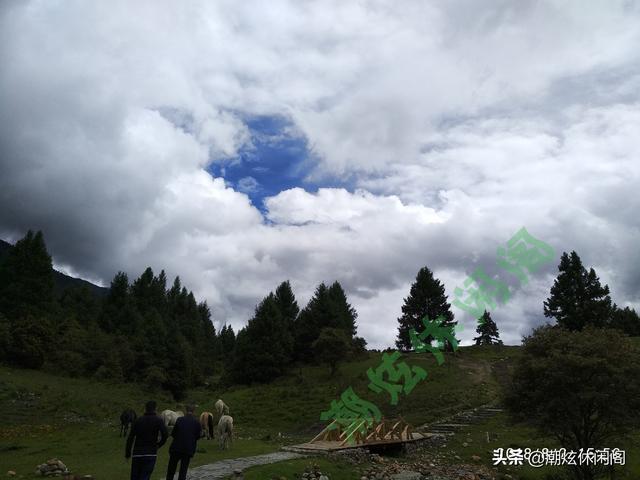 如何凭一张照片查找照片中位置，怎么查看照片或相片的位置（怎么通过照片定位查看拍摄地点）