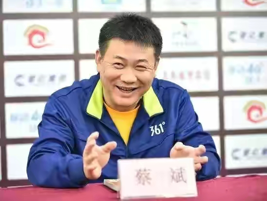 中国女排有几任教练，谁任中国女排主教练（中国女排队史主帅风云录）
