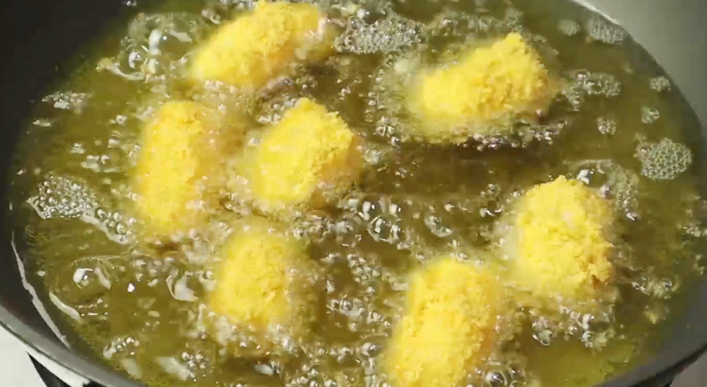 圖片[5]-【炸香蕉】做法步驟圖 孩子特愛吃 一次2斤不夠-起舞食譜網