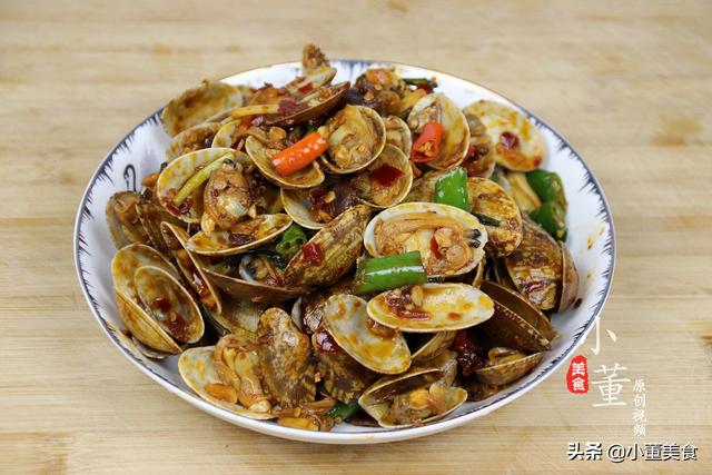 大贝壳怎么做好吃，炒出来鲜嫩入味