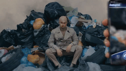 蓝黑还是白金裙子原图出来啦！，蓝黑白金裙子图片（用最火的表情包拍最有梗的MV）