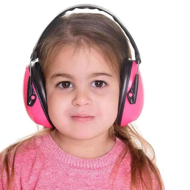 婴儿坐飞机要买票吗，儿童坐飞机要买票吗（带宝宝坐飞机不简单）