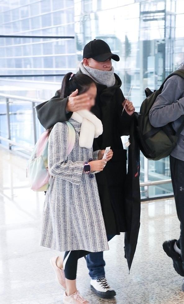 文章的女儿叫什么，文章马伊琍女儿叫什么名字（文章独自带俩女儿旅游）