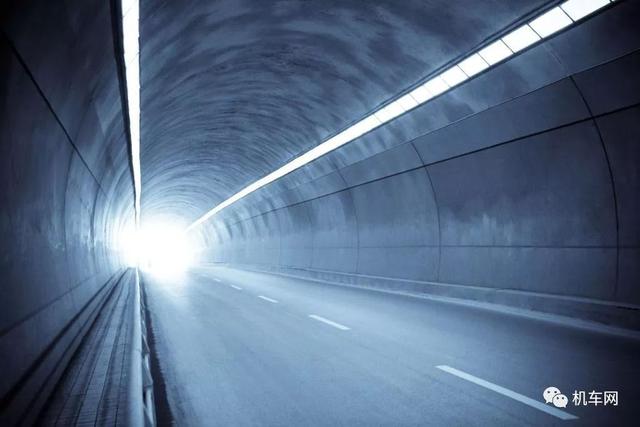 永源战隼350摩托车最高时速多少，永源战隼350百公里加速（一位骑士的自我修炼）