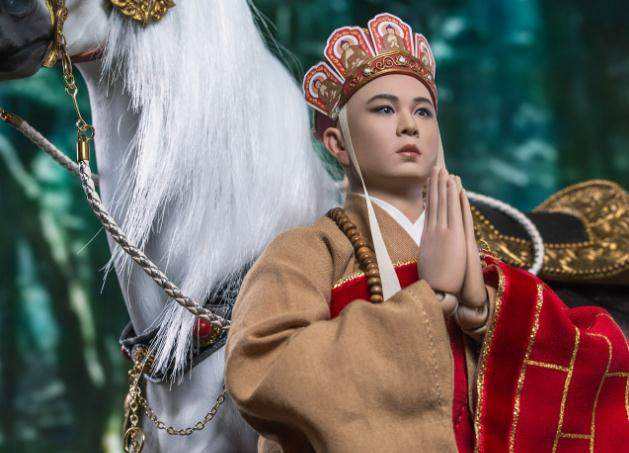 唐僧被抓时,白龙马为什么从不来解救呢?答:因为他是来镀金的