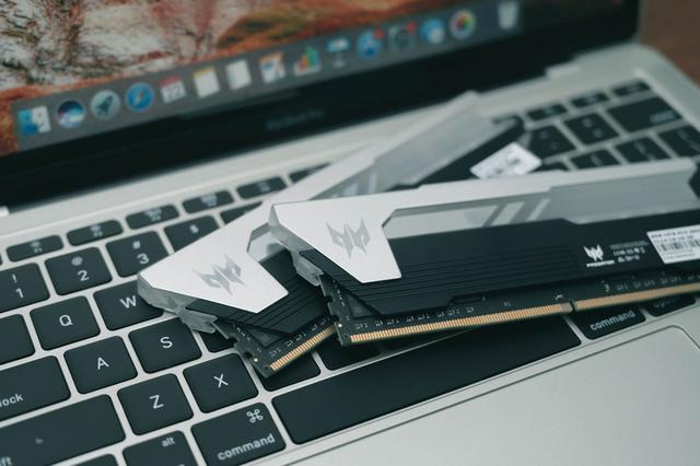 内存时序c16与c18差距多大，内存时序c16与c18差距介绍（B-Die内存-有信仰无溢价的宏碁Predator）