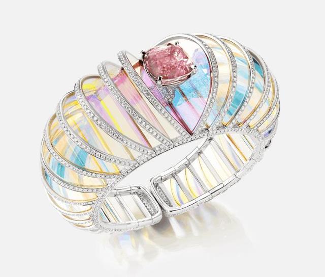 珠宝品牌有哪些，我国知名珠宝品牌有哪些（十大国际知名珠宝品牌都有哪些）