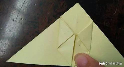 吹气兔子的折法，如何用一张纸折兔子（儿童手工：折纸教程）