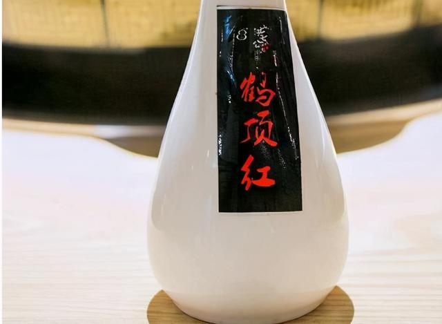 鹤顶红和砒霜是同一种物质吗，砒霜和鹤顶红是一个东西吗（古代鹤顶红和砒霜谁更厉害）