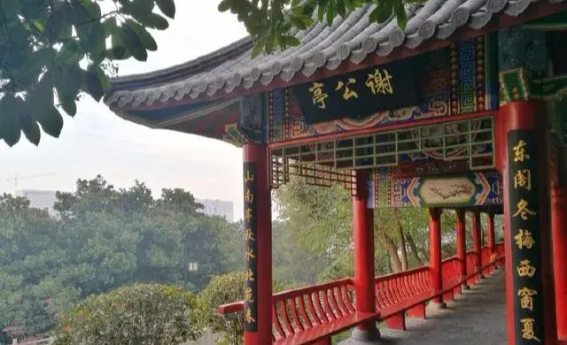 东山再起的主人公是谁，精忠报国的主人公是谁（“东山再起”典故的主人公是谁）