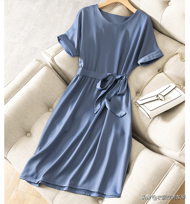 如何缝制真丝衣服，如何缝制真丝面料（自己做一件醋酸面料的连衣裙）