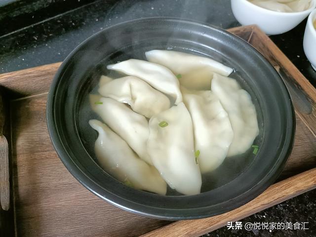 油渣白菜的做法，油渣白菜饺子怎么做好吃（它是被“误解”最多的菜）