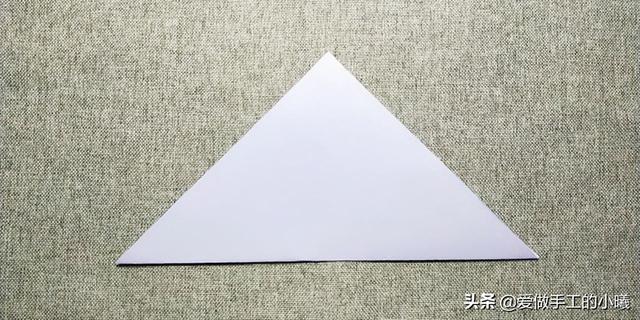 折纸教程 如何折雪花，折纸教程武器（剪纸教程；漂亮的雪花剪纸图解）