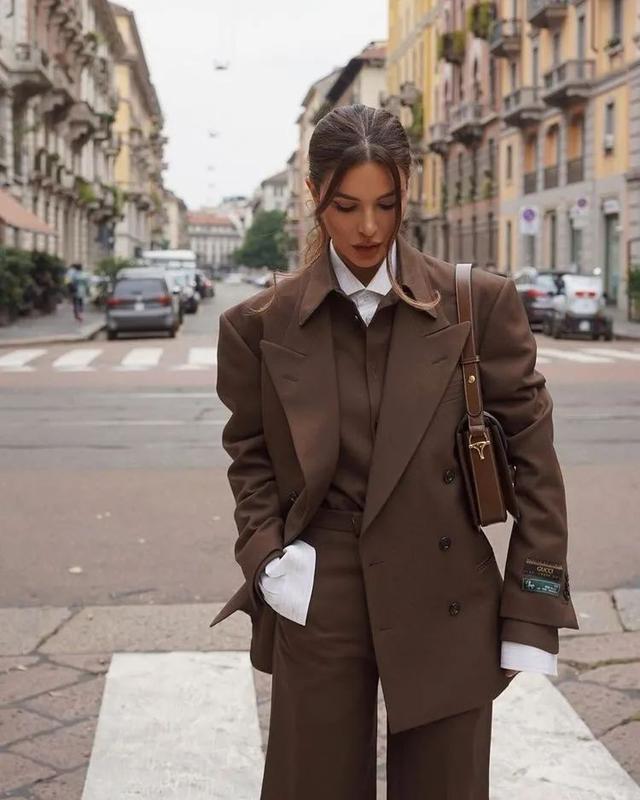 棕色颜色大全图片，咖啡色和棕色的区别（棕色，高级又有温度）