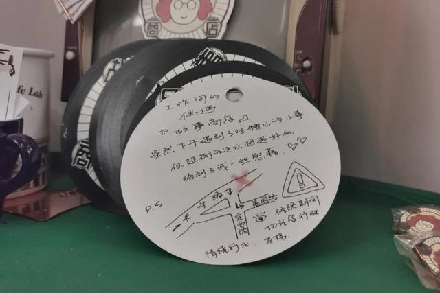 优秀网站设计，网站平面设计（愿你们都能找到那个人）