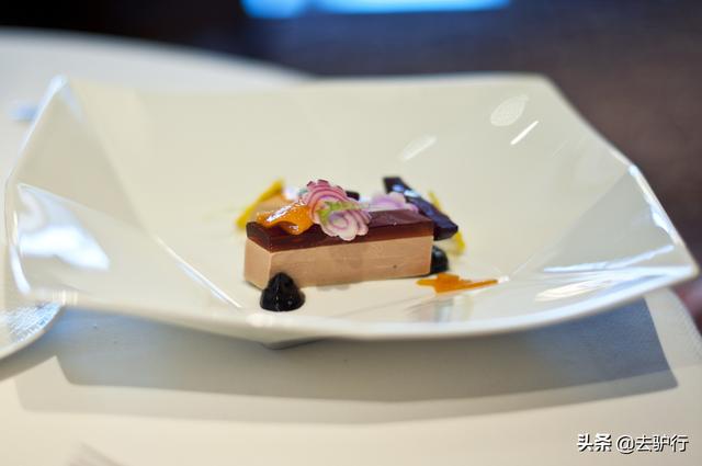 法国菜的代表菜，法国菜的代表菜是什么（与中国美食文化相比）