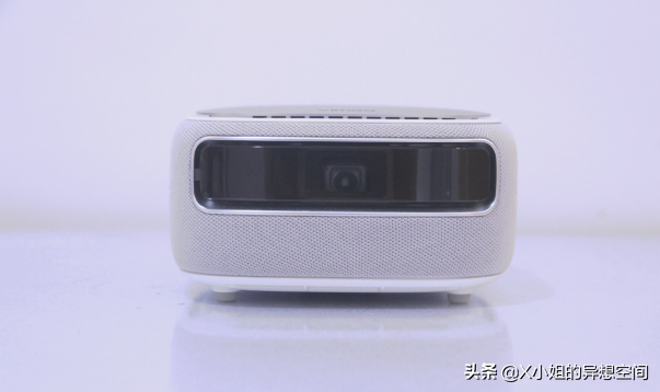 果果投屏怎么连接电视，电视果投屏怎么操作（是如何还能拥有独立私人影院的）