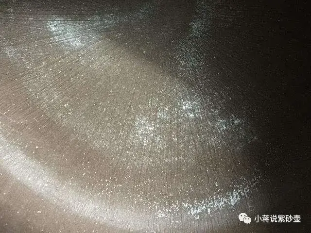 紫砂壶如何开壶，紫砂壶多少钱能买到真的（紫砂壶该如何来开壶）