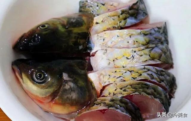 草鱼汤怎么炖好喝又营养丰富，鲜美可口还没有腥味