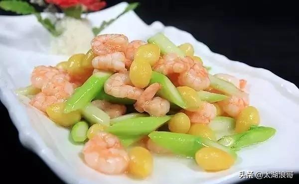 白枣吃了有什么作用急急急，白枣的营养价值及功效（开启了太湖洞庭一年的花果飘香）