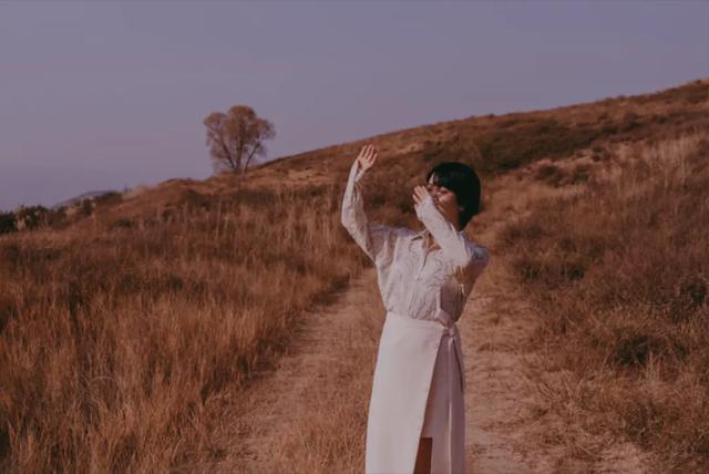 香水怎么用正确使用，香水该怎么正确使用（香水小tip，香水怎么喷）