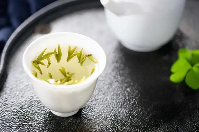 运动完多久喝水比较好，运动完多长时间喝水最好（四个时间段要喝水）