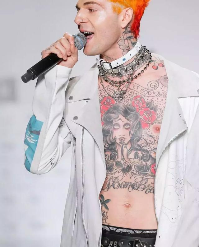 kappa属于什么档次，卡帕是什么档次（潮流中的新生代力量，C2H4）