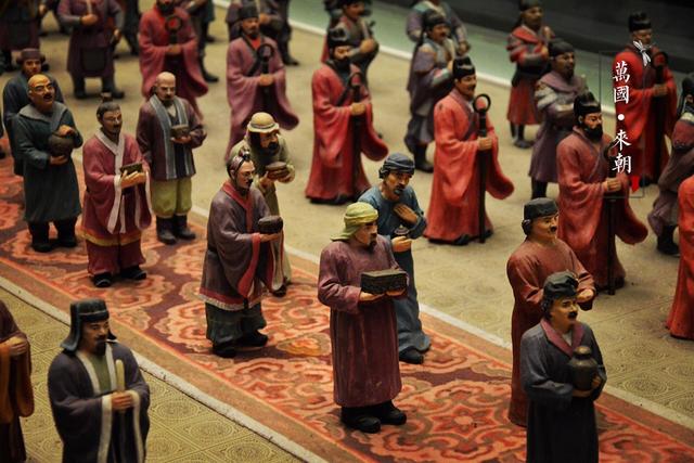 老子是孔子师傅吗，老子真的是孔子的师傅吗（这与我们被称为“唐人”的原因异曲同工）