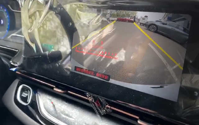 倒车影像怎么安装，倒车影像摄像头安装方法详解（自己动手装了个倒车影像）