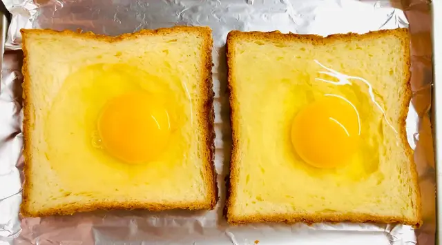 正宗芝士黄油吐司做法，半熟溏心蛋像布丁一样