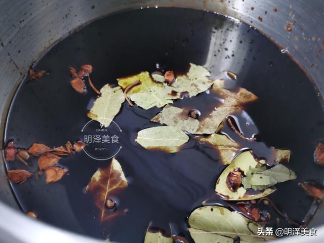 家常酱油腌蒜的做法，怎样用酱油腌蒜（还是自家传统方法好）
