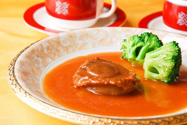 鲍鱼可以放多久，鲍鱼放冰箱冷冻能保存多长时间（鲍鱼买回家一般能养多久）