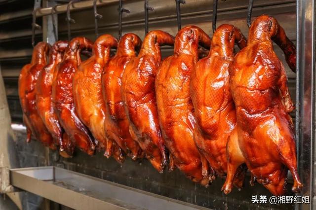 北方立秋吃什么，北方立秋吃什么（今日立秋，南北方在吃这些）