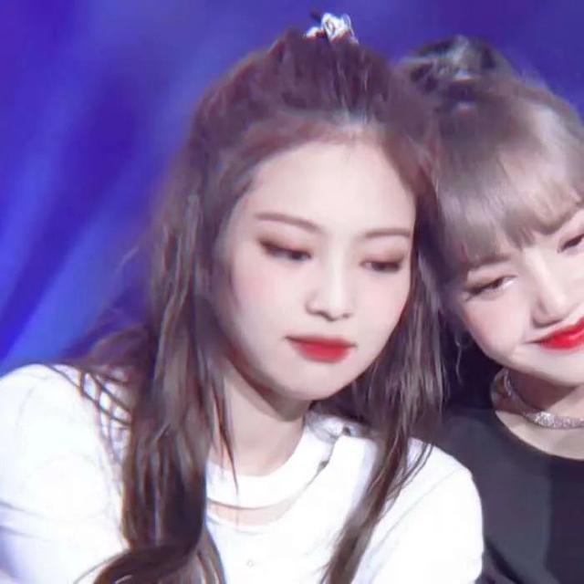 闺蜜四人头像一人一张，闺蜜四人头像微信（两人、四人都有哦）