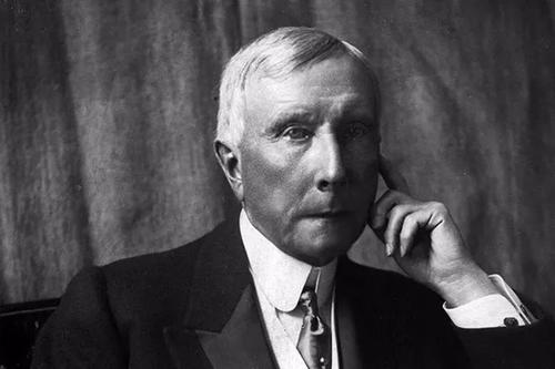 半桶水什么意思，桃李不言下自成蹊的意思（在这4件事上往往都很怂）