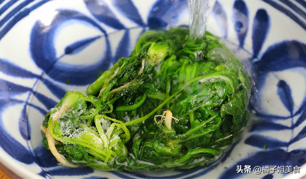 圖片[4]-【蛋黃薺菜炒飯】做法步驟圖 剩米飯的新吃法 簡單易做 全家人-起舞食譜網