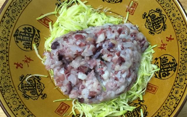 蔬菜海鲜饼做法图解，蔬菜鱼饼的做法（早餐真是太好吃了）