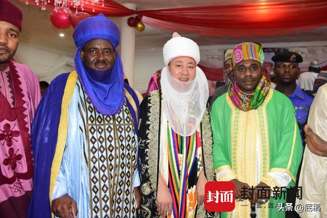 标签非洲酋长什么意思，非洲的酋长是什么意思（90后中国小伙成首个非洲国家“双酋长”）