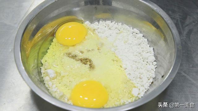 炸酥肉的家常做法，酥肉制作方法（厨师长教你传统炸酥肉的家常做法）