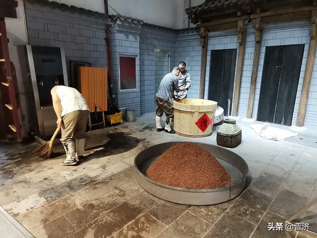 杏花村酒价格表，杏花村酒价格表和图片 53度（品出了老酒的神韵）