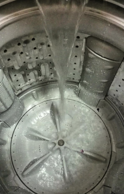 洗衣机怎么清洗消毒，洗衣机怎样清洗（家庭主妇要知道的生活常识）