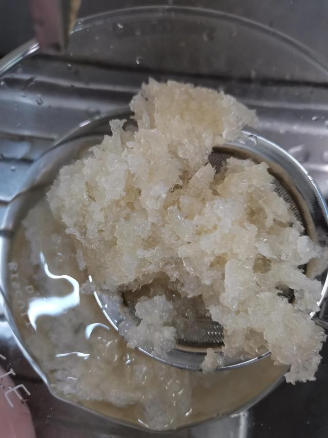 做燕窝丝窍门，燕窝丝做法教程视频（牛奶炖燕窝丝）